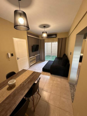 Apartamento Céntrico para 4 personas con Patio